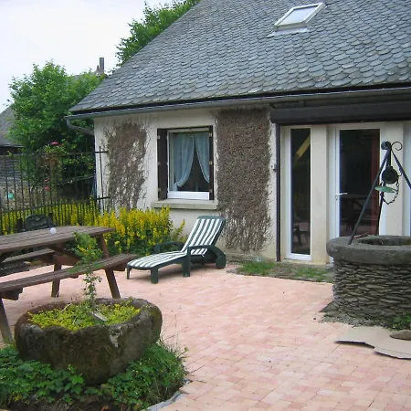 Les Gites D'Aveze Aveze  Extérieur photo